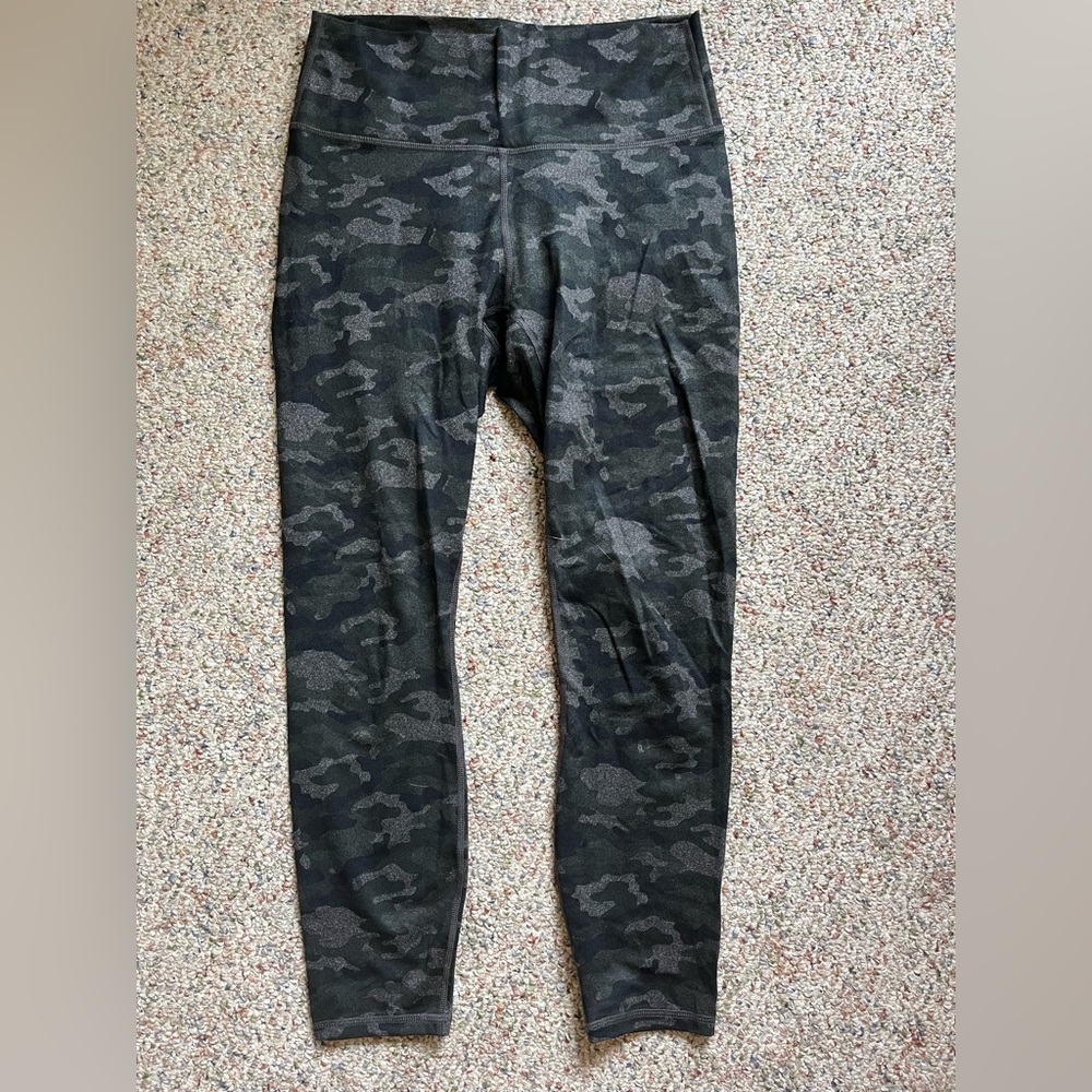 Fabletics - Define PowerHold High-Waisted 7/8 Legging